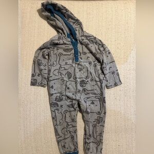 Tea Collection Charcoal Bear Print Bodysuit